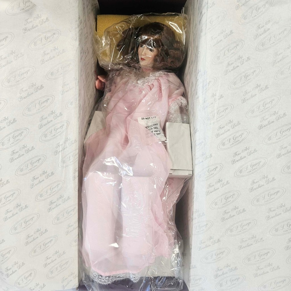 Sandra Kuck Reco Lullaby Porcelain Doll Precious Memories of Motherhood NIB